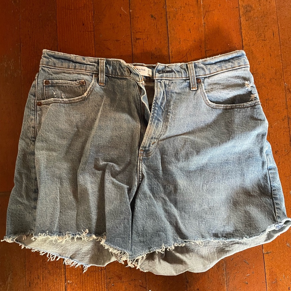 Abercrombie Curve Love High Rise Dad Shorts